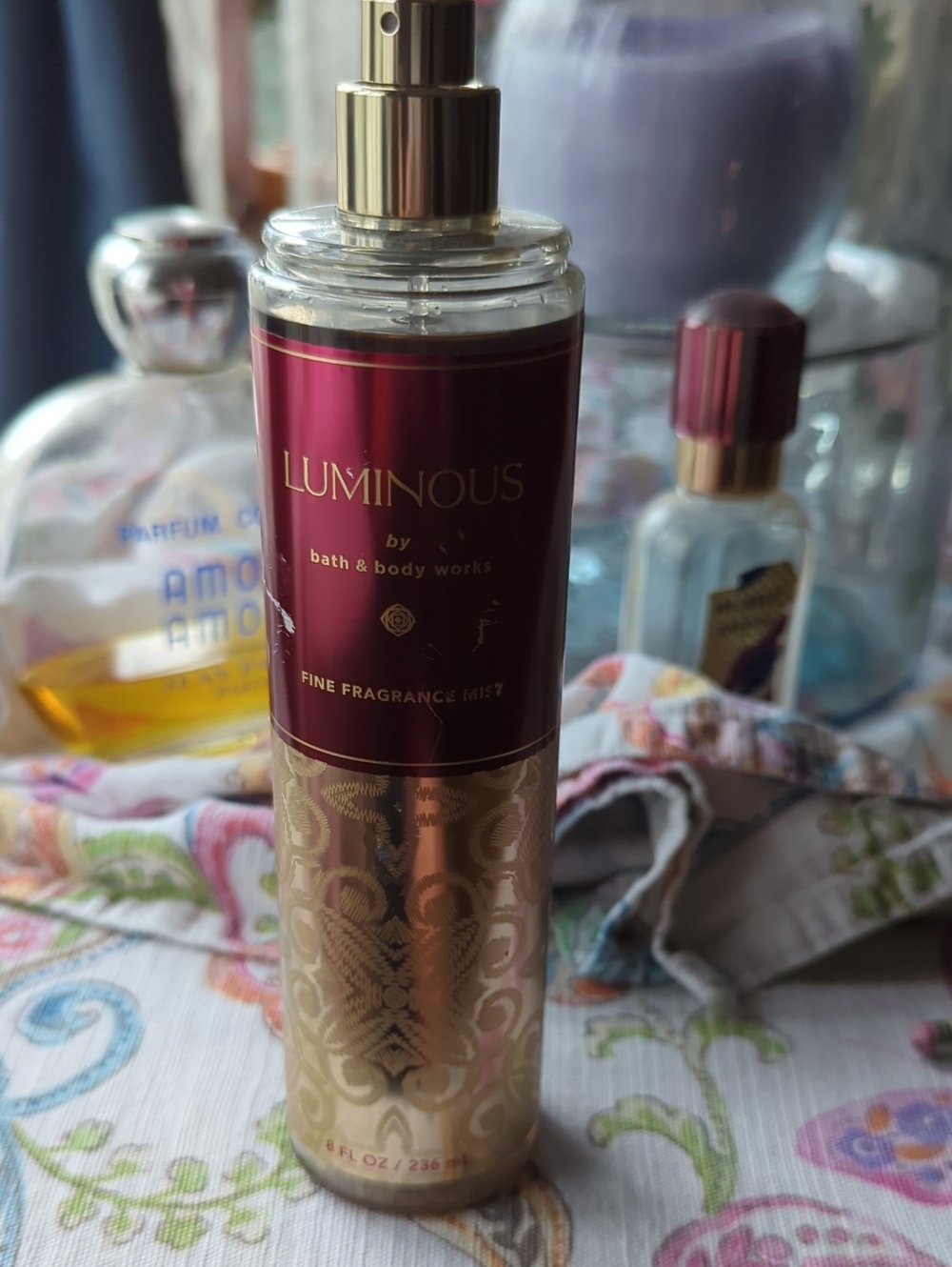 Luminous - Picture 1 of 5